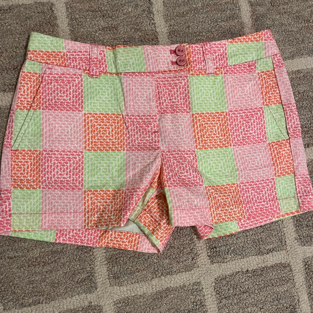 Vineyard Vines Pink and Green Checkered Women's Shorts